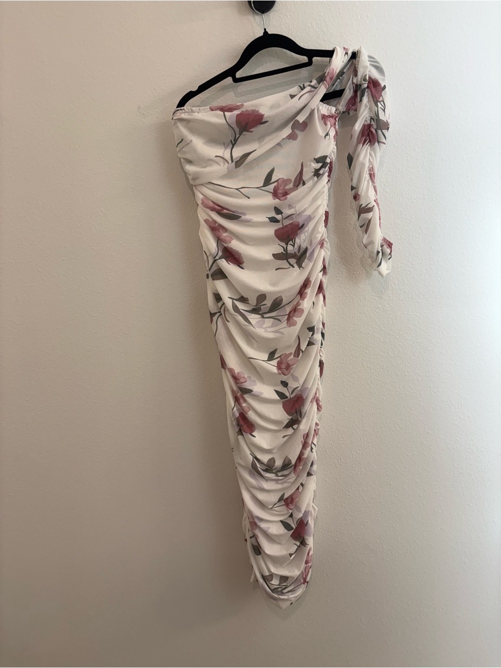 NWT Bella Barnett One-Shoulder Floral Ruched White Dress with Pink Accents
